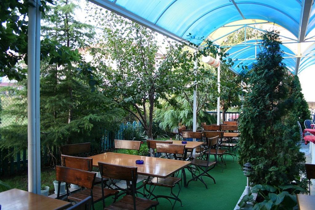 رافدا Elvira Hotel المظهر الخارجي الصورة