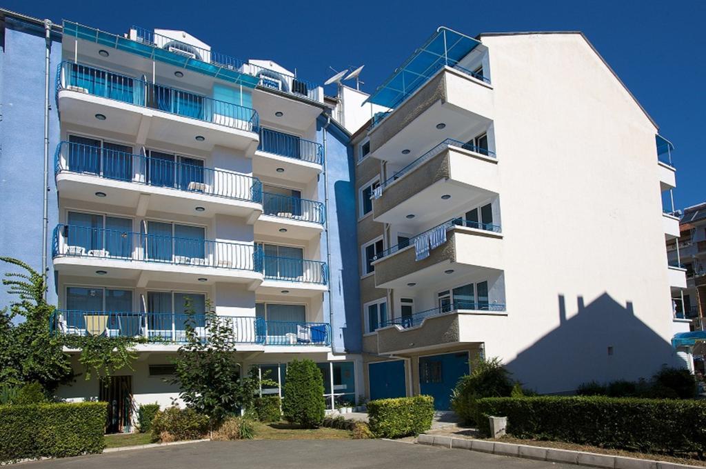 رافدا Elvira Hotel المظهر الخارجي الصورة